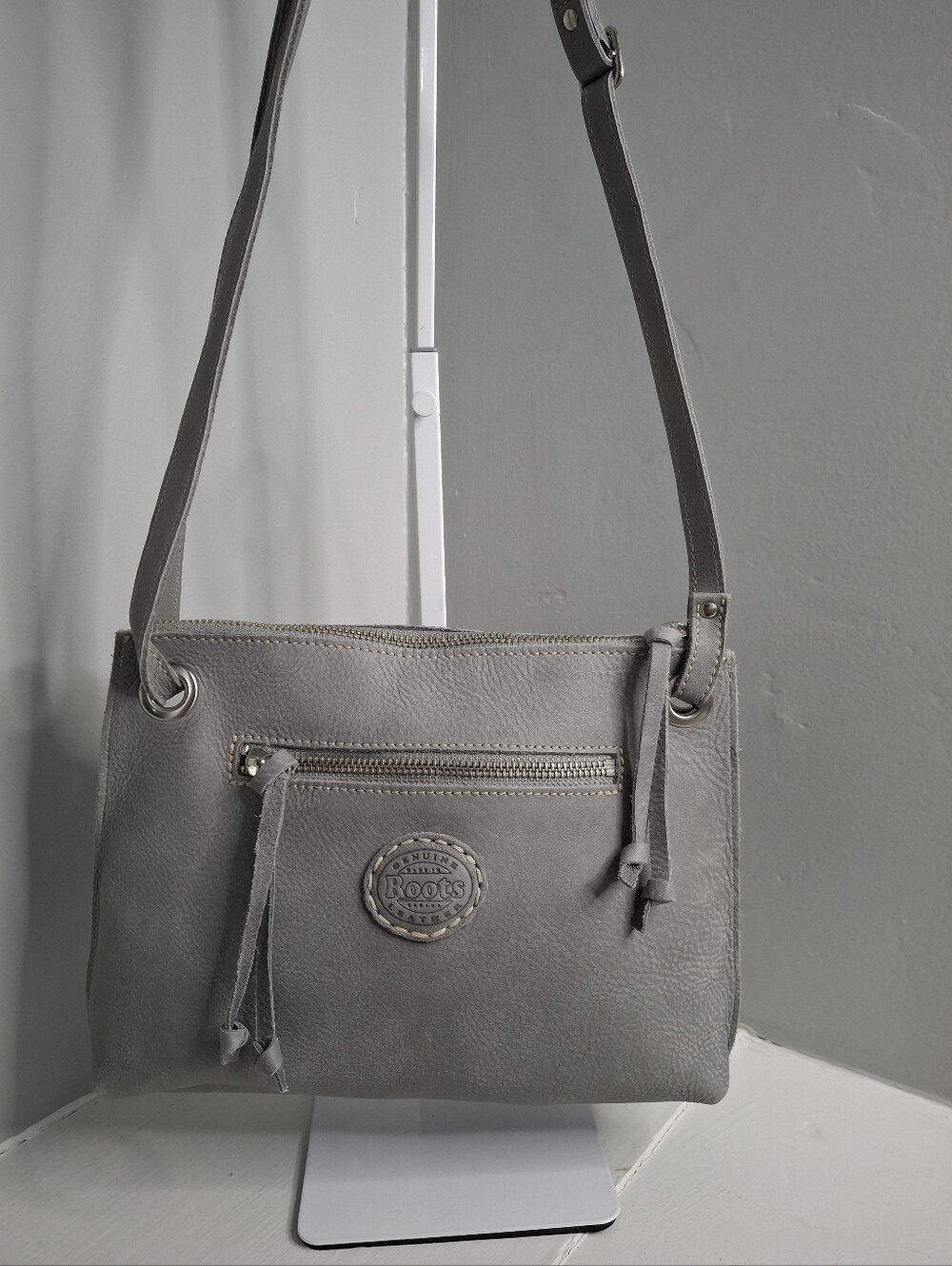 Roots Canada Gray Pebbled Leather Crossbody Bag Made in Canada